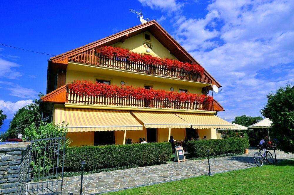 Penzion Una Liptovsky Jan Exterior foto